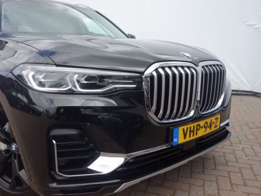 BMW X7 xDrive30d Grijskenteken High Executive VAN PANO NAV/CAM Trekhaak (3500kg) ActivLease financial lease