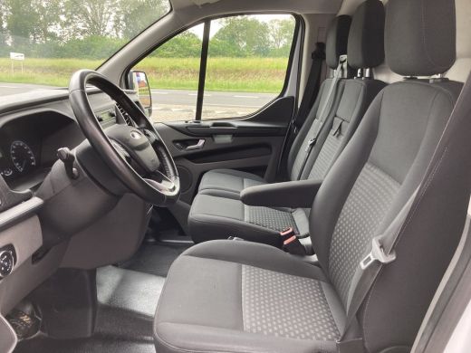 Ford Transit Custom 300 2.0 TDCI L2H2 Trend**130pk**L2-H2**Airco**Cruise-control**Led**3-persoons**PDC** Bel  0545-28... ActivLease financial lease