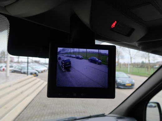 Renault Master T35 2.3 DCI 165 PK L3H2 DUBBEL LUCHT 3500 KG TREKGEWICHT + CAMERA / CARPLAY ActivLease financial lease