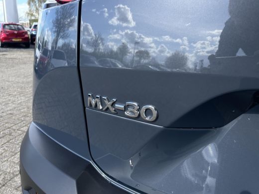 Mazda MX-30 e-SkyActiv EV 145 Advantage 36 kWh ActivLease financial lease