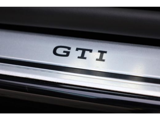 Volkswagen Polo 2.0 TSI GTI 205PK / 152kW Elektrisch glazen panorama-dak, achteruitrijcamera, Keyless Entry/Start... ActivLease financial lease