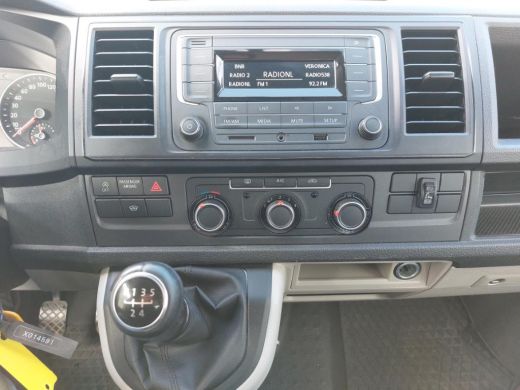 Volkswagen Transporter 2.0 TDI L2H1 DC Hiab kraan Kastinrichting Trekhaak Airco Cruise Comfortline ActivLease financial lease