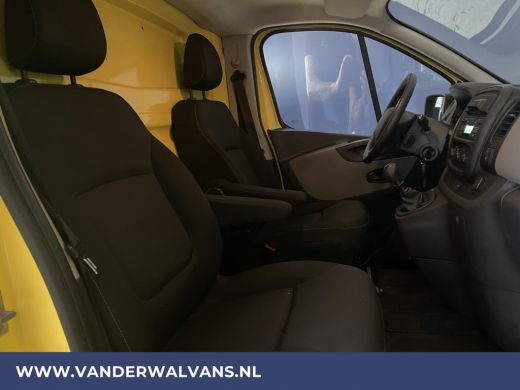 Renault Trafic 1.6 dCi 120pk L2H1 Airco | Imperiaal | Trekhaak | Cruise Bluetooth telefoonverbinding ActivLease financial lease