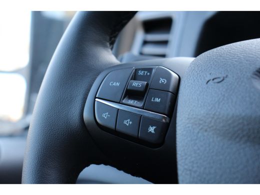 Ford Transit Custom 280 2.0TDCI | NL-AUTO! | 1 EIGENAAR! | CAMERA | NAVI (APPLE CARPLAY & ANDROID AUTO | VOORRUITVERW... ActivLease financial lease