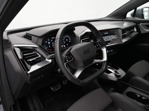 Audi Q4 Sportback e-tron 35 S Line 52 kWh Matrix Led Warmtepomp Virtual Cockpit Side Assist ActivLease financial lease