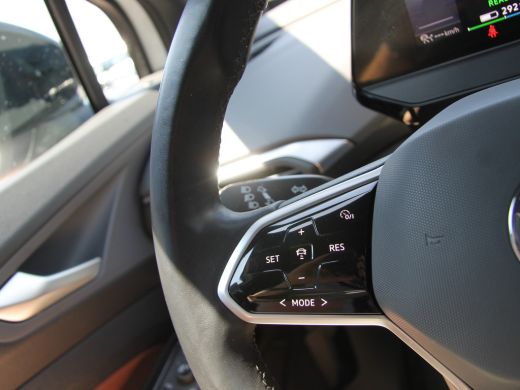 Volkswagen ID.4 First 77kWh 204PK | Org. NL | Trekhaak wegklapbaar ActivLease financial lease