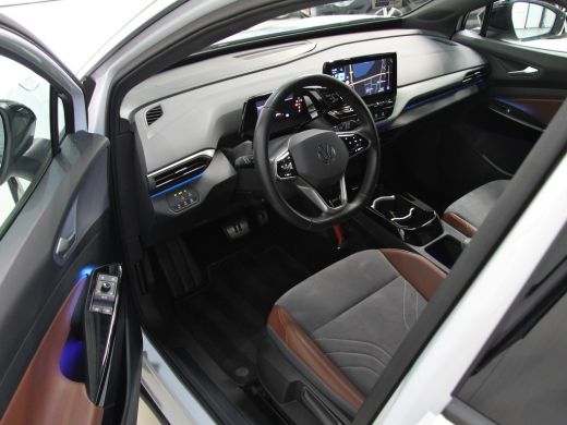Volkswagen ID.4 First 77kWh 204PK | Org. NL | Trekhaak wegklapbaar ActivLease financial lease