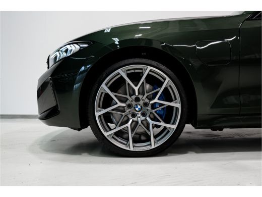 BMW 3 Serie Touring 320e M Sportpakket Individual Aut. ActivLease financial lease