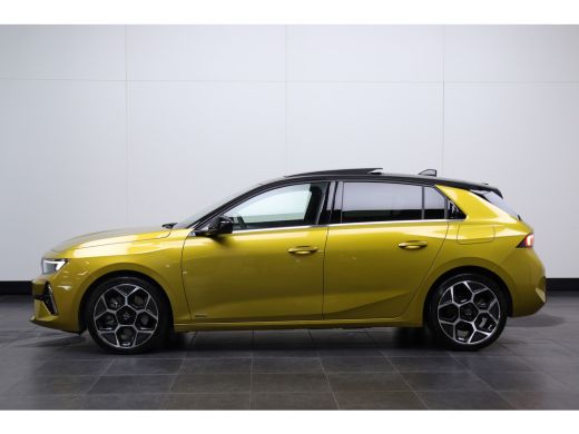 Opel Astra 1.6 Plug in Hybride Ultimate Automaat | Full Optie | massage stoel | Stoel verwarming & koeling |... ActivLease financial lease