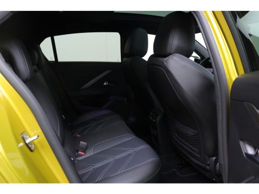 Opel Astra 1.6 Plug in Hybride Ultimate Automaat | Full Optie | massage stoel | Stoel verwarming & koeling |... ActivLease financial lease