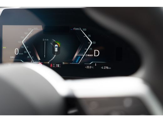 BMW iX1 xDrive30 / M-Sport pakket/ Adaptive Cruise Control/ Virtual Cockpit/ Panoramadak/ 230kW (313PK) ActivLease financial lease