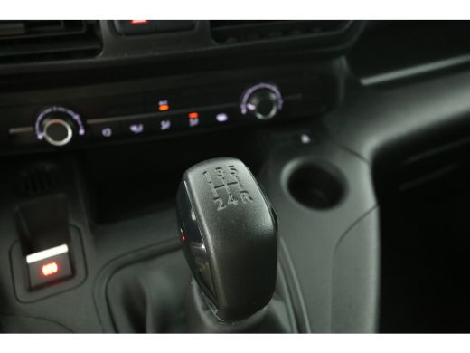 Peugeot Partner 1.6 BlueHDI L2H1 100PK Airco Cruise Navi PDC Elektrpakket Schuifdeur ActivLease financial lease