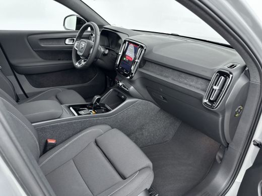 Volvo  C40 SINGLE CORE *UIT VOORRAAD LEVERBAAR* RIJKLAAR € 52.450,- ActivLease financial lease