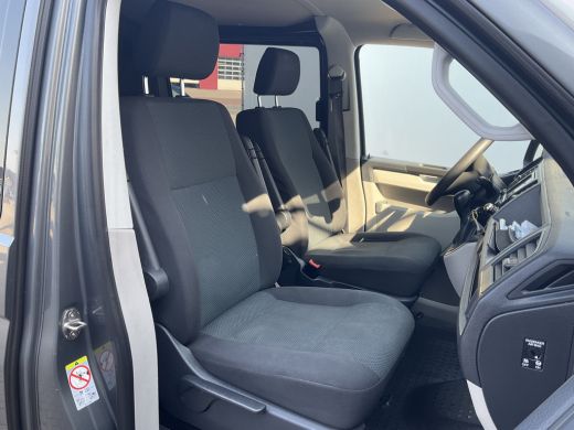 Volkswagen Transporter 5-Pers 2.0 TDI 204pk 4Motion L2H1 Dub Cab Highline 7-DSG L2H1 Dubbele Cabine Lang 4x4 Automaat AW... ActivLease financial lease