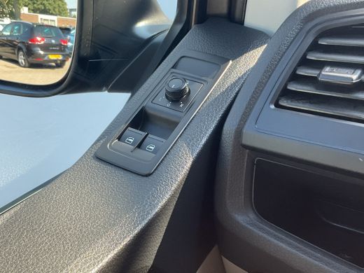 Volkswagen Transporter 4x4 2.0 TDI L2H1 7-DSG L2H1 Dubbele Cabine Lang 4Motion 4x4 Automaat AWD 4M DC ActivLease financial lease