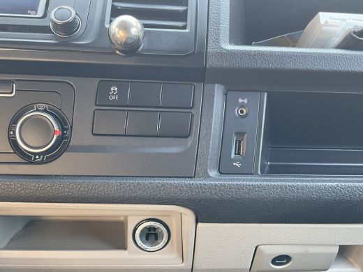 Volkswagen Transporter 5-Pers 2.0 TDI 204pk 4Motion L2H1 Dub Cab Highline 7-DSG L2H1 Dubbele Cabine Lang 4x4 Automaat AW... ActivLease financial lease