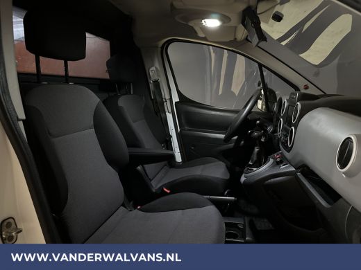 Peugeot Partner 1.6 BlueHDi 100pk L2H1 Euro6 Airco | Camera | Navigatie | Trekhaak Cruisecontrol ActivLease financial lease