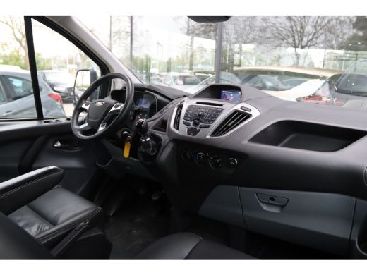 Ford Transit Custom 2.2 TDCI L2H1 DC TREND | LEDER | NAVI | CAMERA | TREKHAAK ActivLease financial lease