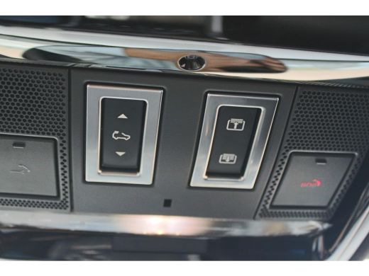 Land Rover Range Rover Sport 2.0 P400e HSE „De Uiver" Black Edition Keyless Entry, Matrix LED, Adaptive Cruise, Massage functi... ActivLease financial lease