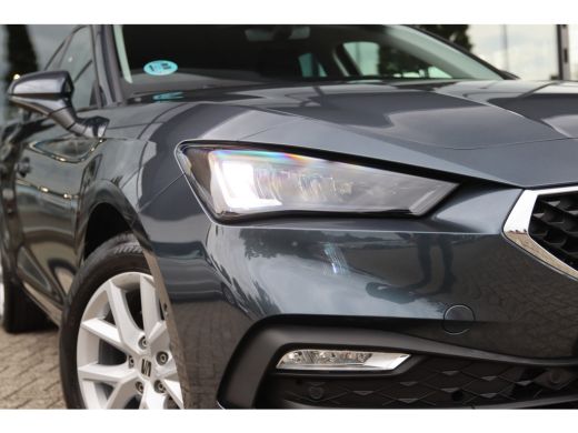 Seat Leon 1.5 131PK TSI STYLE | LED  | CARPLAY | VIRTUAL COCKPIT | LANE ASSIST | CRUISE | CLIMATE ActivLease financial lease
