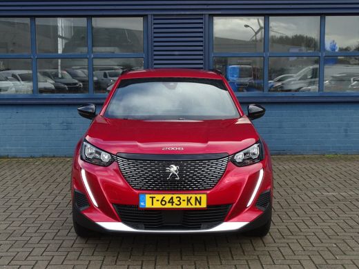 Peugeot 2008 1.2 PureTech Allure Pack Navigatie ,achteruitrij camera ,lichtmetalen velgen ,Keyless Entry ActivLease financial lease
