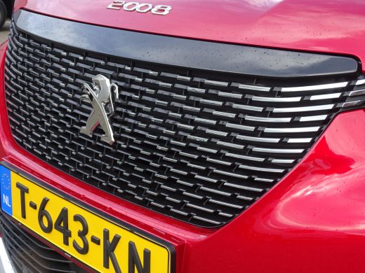 Peugeot 2008 1.2 PureTech Allure Pack Navigatie ,achteruitrij camera ,lichtmetalen velgen ,Keyless Entry ActivLease financial lease