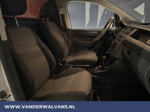 Volkswagen Caddy 2.0TDI L1H1 Euro6 Airco | Trekhaak | Cruisecontrol | Zijdeur Bluetooth telefoonvoorbereiding ActivLease financial lease