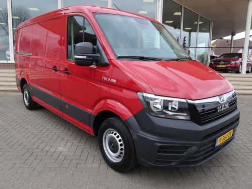 MAN TGE 30 2.0 *DEALER ONDERHOUDEN* + APPLE CARPLAY / CAMERA / NAVIGATIE ActivLease financial lease