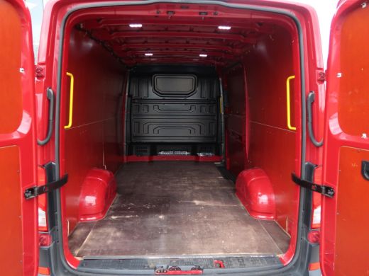 MAN TGE 30 2.0 *DEALER ONDERHOUDEN* + APPLE CARPLAY / CAMERA / NAVIGATIE ActivLease financial lease