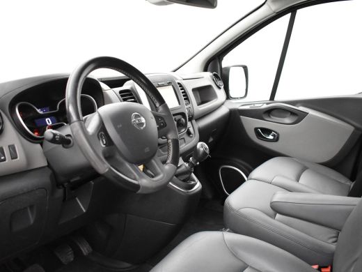 Nissan NV300 1.6 DCI 6-PERS. D.C. L2H1 + LEDER / CAMERA / NAVIGATIE ActivLease financial lease
