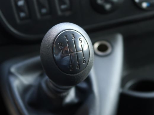 Renault Master T35 2.3 dCi 165 PK L4 BAKWAGEN MEUBELBAK DUBBEL LUCHT ActivLease financial lease