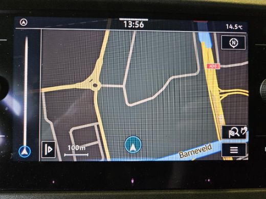 Volkswagen Transporter 2.0 TDI L2H1 Navi Airco Cruise Sidebars 1Eigenaar ActivLease financial lease