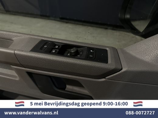 Volkswagen Transporter 2.0TDI 150pk L2H1 Euro6 Airco | Trekhaak | Cruisecontrol | Apple Carplay Parkeersensoren, Android... ActivLease financial lease