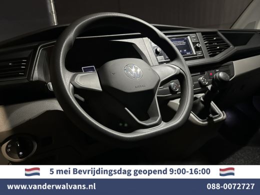 Volkswagen Transporter 2.0TDI 150pk L2H1 Euro6 Airco | Trekhaak | Cruisecontrol | Apple Carplay Parkeersensoren, Android... ActivLease financial lease