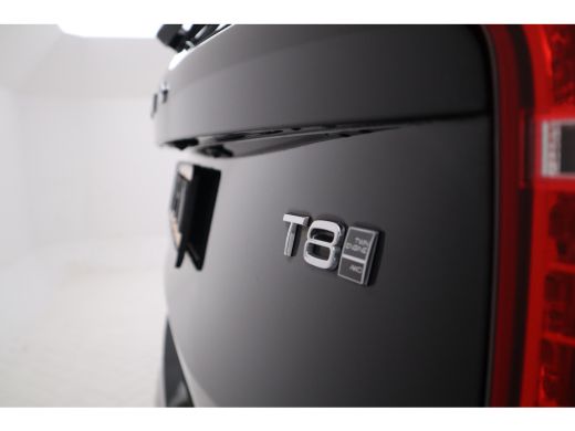Volvo  XC90 2.0 T8 Twin Engine AWD R-Design 7 Pers, Elektrisch glazen panorama-dak, Leer, Navigatie, ActivLease financial lease