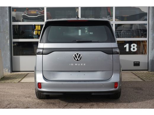 Volkswagen ID. Buzz Cargo l Direct Leverbaar l Subsidie mogelijk l 19 inch Lichtmetalen Velgen l DAB l Trekhaak l Ver... ActivLease financial lease