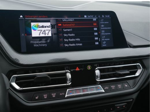 BMW 1 Serie 118i High Executive Edition Sport-Line (INCL-BTW) *LUXURY-LEATHER | DIGI-COCKPIT | HARMAN/KARDON-... ActivLease financial lease