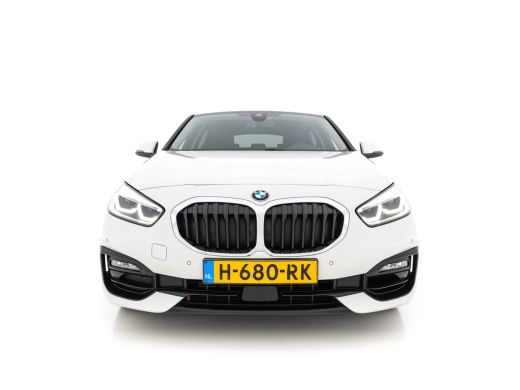 BMW 1 Serie 118i High Executive Edition Sport-Line (INCL-BTW) *LUXURY-LEATHER | DIGI-COCKPIT | HARMAN/KARDON-... ActivLease financial lease