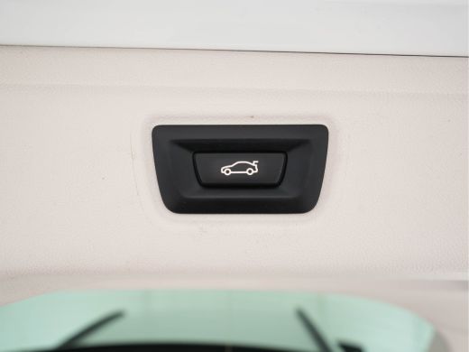 BMW 3 Serie Touring 330e (INCL-BTW) *LUXURY-LEATHER | NAVI-FULLMAP |  DIGI-COCKPIT | FULL-LED | DAB | ECC | P... ActivLease financial lease