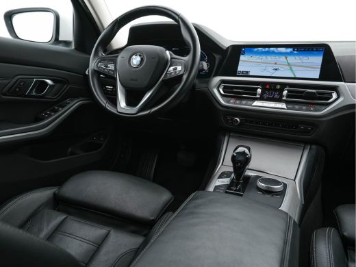 BMW 3 Serie Touring 330e (INCL-BTW) *LUXURY-LEATHER | NAVI-FULLMAP |  DIGI-COCKPIT | FULL-LED | DAB | ECC | P... ActivLease financial lease