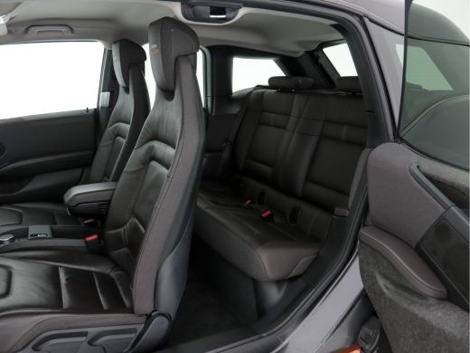 BMW i3 S 120Ah 42 kWh Edition-Road-Style [ 3-Fase ] (INCL-BTW ) Aut * HEAT-PUMP | CCS-FAST-LOADER | STEL... ActivLease financial lease