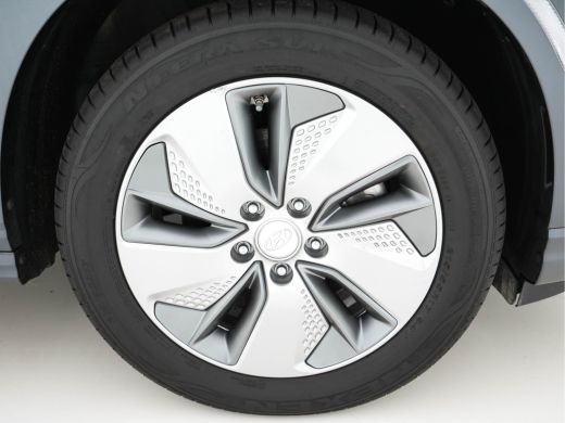 Hyundai Kona EV Comfort 39 kWh {SOH-100%} (INCL-BTW) Aut. *HEAT-PUMP | NAVI-FULLMAP  | KEYLESS | KRELL-AUDIO |... ActivLease financial lease