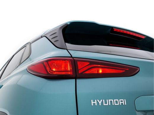 Hyundai Kona EV Comfort 39 kWh {SOH-100%} (INCL-BTW) Aut. *HEAT-PUMP | NAVI-FULLMAP  | KEYLESS | KRELL-AUDIO |... ActivLease financial lease