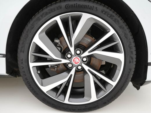 Jaguar I-PACE EV400 HSE First Edition AWD (INCL-BTW) Aut. *DIGI-COCKPIT | MATRIX-LED | MICROFIBRE | MERIDIAN-AU... ActivLease financial lease