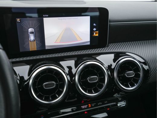 Mercedes A-Klasse 180 Advantage Style-Pack Aut. *WIDESCREEN-DIGI-COCKPIT | DAB | LEATHER-MICROFIBRE | CAMERA | NAVI... ActivLease financial lease