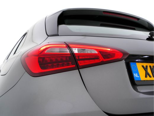 Mercedes A-Klasse 180 Advantage Style-Pack Aut. *WIDESCREEN-DIGI-COCKPIT | DAB | LEATHER-MICROFIBRE | CAMERA | NAVI... ActivLease financial lease