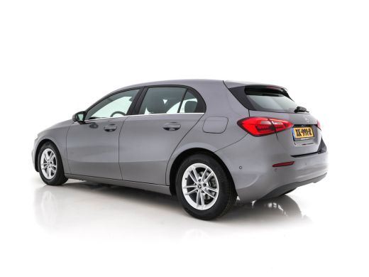 Mercedes A-Klasse 180 Advantage Style-Pack Aut. *WIDESCREEN-DIGI-COCKPIT | DAB | LEATHER-MICROFIBRE | CAMERA | NAVI... ActivLease financial lease
