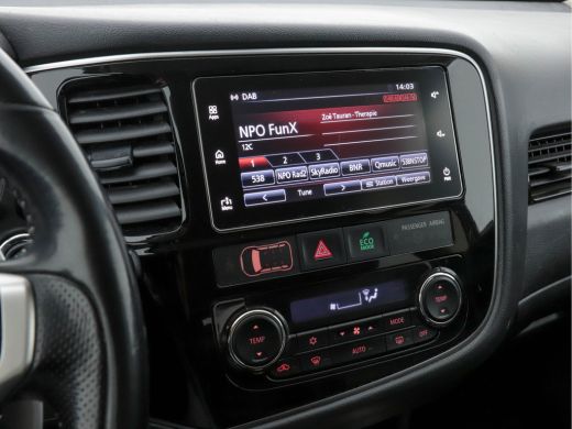 Mitsubishi Outlander 2.0 PHEV Pure AWD (INCL-BTW)  *MICRO-LEATHER | NAVI-FULLMAP | KEYLESS | DAB | CAMERA | ECC | PDC ... ActivLease financial lease