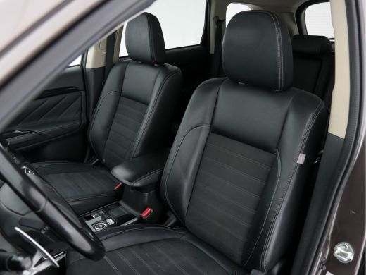 Mitsubishi Outlander 2.0 PHEV Pure AWD (INCL-BTW)  *MICRO-LEATHER | NAVI-FULLMAP | KEYLESS | DAB | CAMERA | ECC | PDC ... ActivLease financial lease