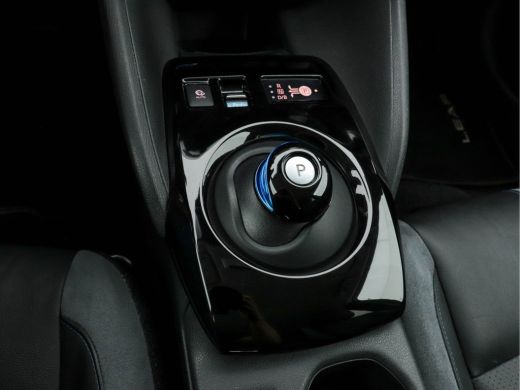 Nissan Leaf Tekna 40 kWh (INCL-BTW) AUT. * FULL-LEATHER | BOSE-AUDIO | FULL-LED | KEYLESS | SURROUND-VIEW | D... ActivLease financial lease